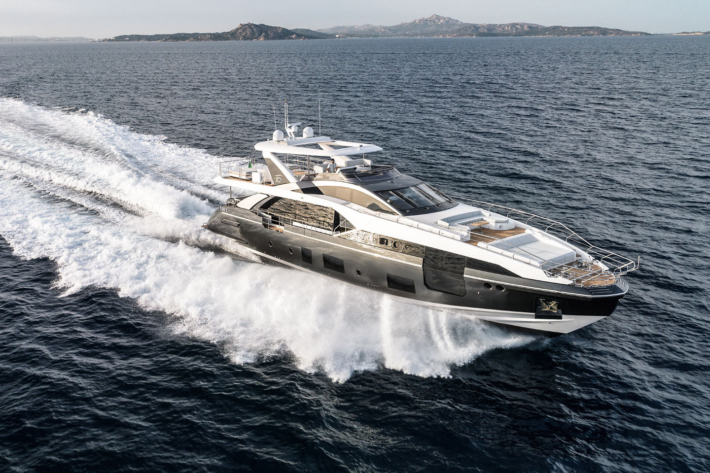 Motor Yacht Pouas Impulse